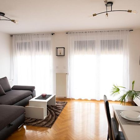 Apartamento Apartman Martes Slavonski Brod Exterior foto